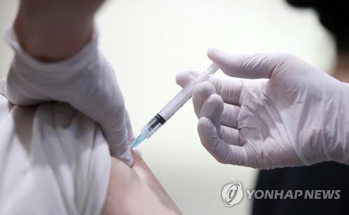 괴산서 화이자 맞은 80대 귀가 중 숨져…백신 연관성 조사