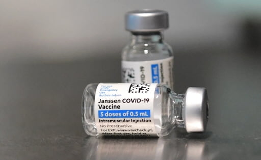 [속보] 4시30분부터 얀센 백신 10만명 추가 예약