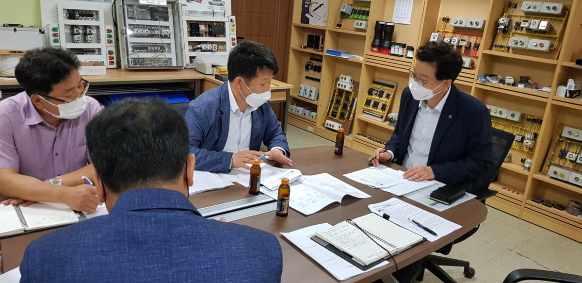 한국폴리텍대학 동부산캠퍼스, 산업설비과·스마트전기과학과 발전 무제한 토론