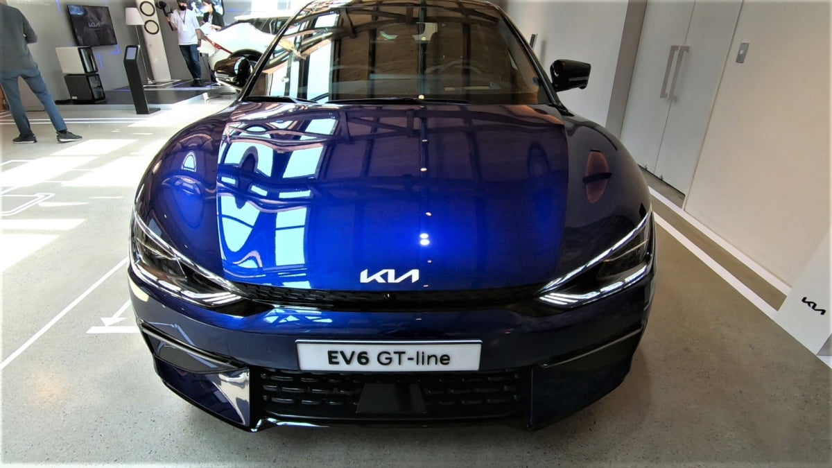 기아 전기차 EV6 GT-line.