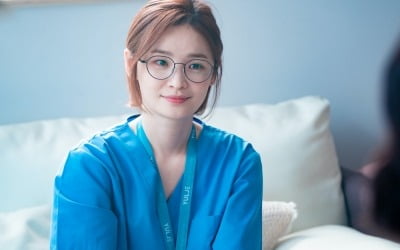 '슬의생2' 전미도, ♥조정석과 러브라인은? "빨리 만나고 싶어"