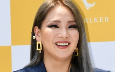 CL, "첫 정규앨범 '알파'로 여름 컴백"