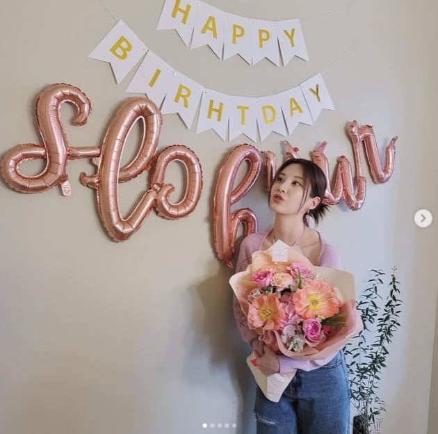 서현, 생일에 청초함 가득한 핑크빛 매력[TEN★]