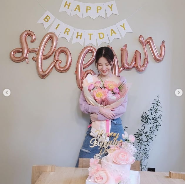 서현, 생일에 청초함 가득한 핑크빛 매력[TEN★]