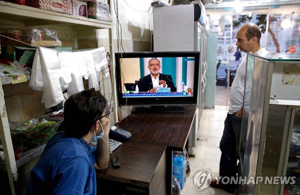 "이란 대선 보수 후보 라이시 지지율 56％"…국영TV 여론조사