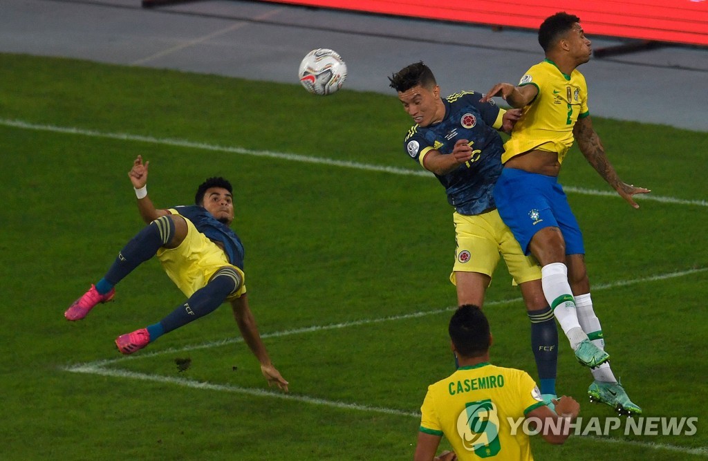 '카세미루 극장골' 브라질, 콜롬비아에 2-1 역전승…코파 3연승(종합)