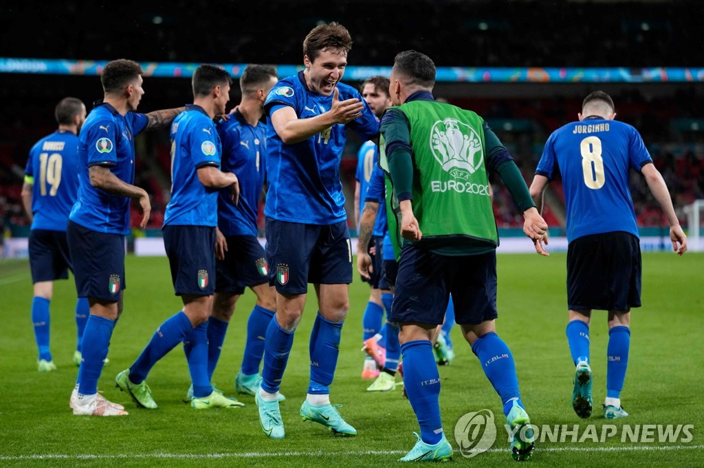 이탈리아, 연장 혈투 끝에 오스트리아 2-1 제압…유로 8강행