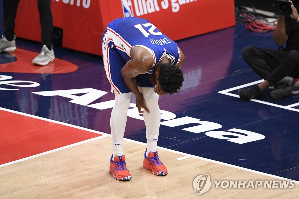 미첼·클락슨 54점 합작…유타, NBA PO 2회전 진출 '1승 남았다'