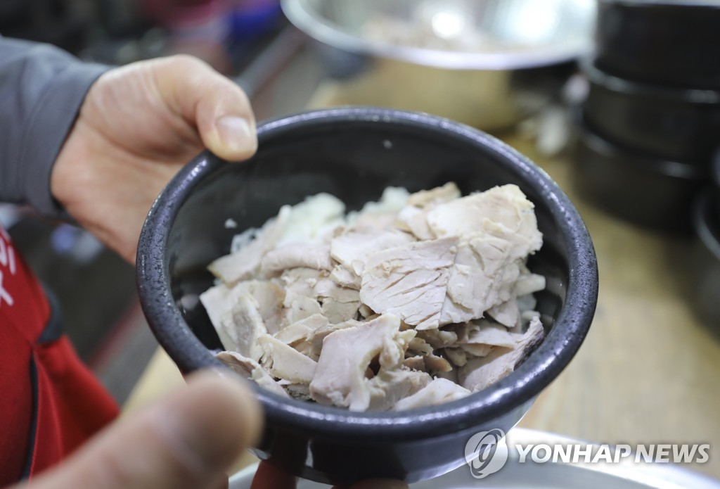 "먹으면 반한다"…'밀양 돼지국밥 브랜드화' 시동