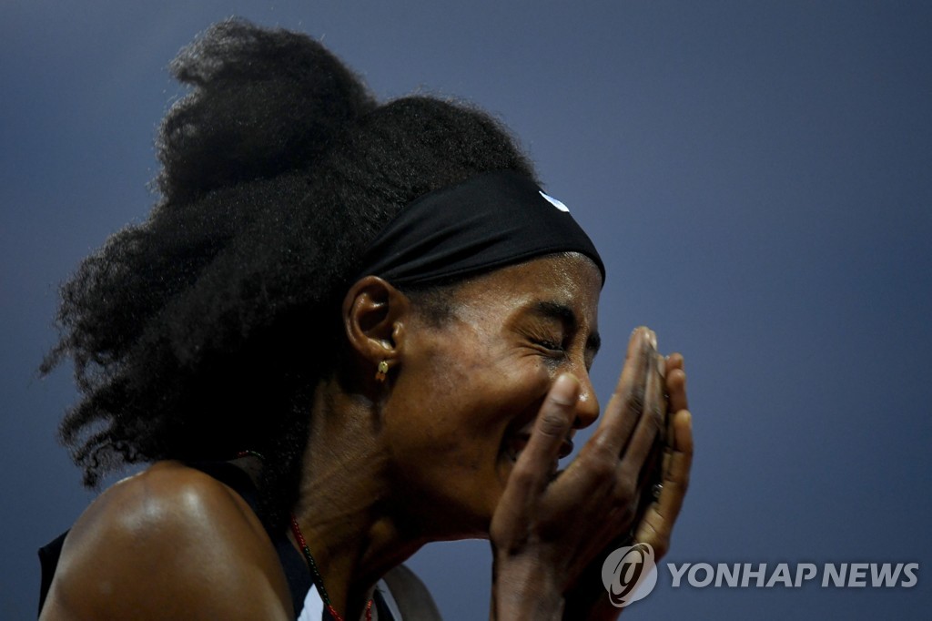 '육상 신인류' 하산, 10,000ｍ 뛰고 나흘 만에 1,500ｍ 우승