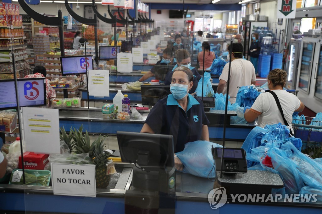 팬데믹 겪은 뒤 미국 판매직 이직 통계작성 후 최고치