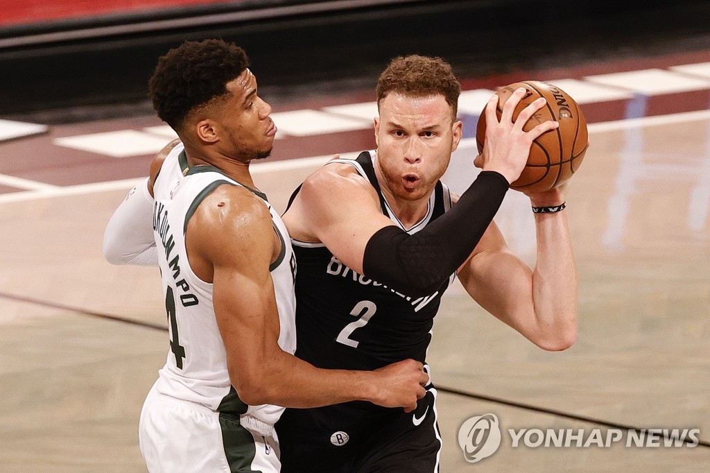 NBA 브루클린, 밀워키와 '스타 군단' 대결서 1차전 승리