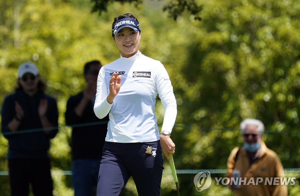 김아림, LPGA 투어 2승 도전…선두와 3타 차 공동 4위(종합)