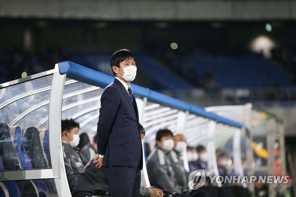 AG 결승 진땀승 떠올린 학범슨 "모리야스? 똑똑하고 세심하다"