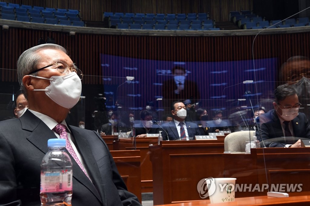 김종인, 당권주자 집결한 텃밭서 공개행보…이준석 힘싣나