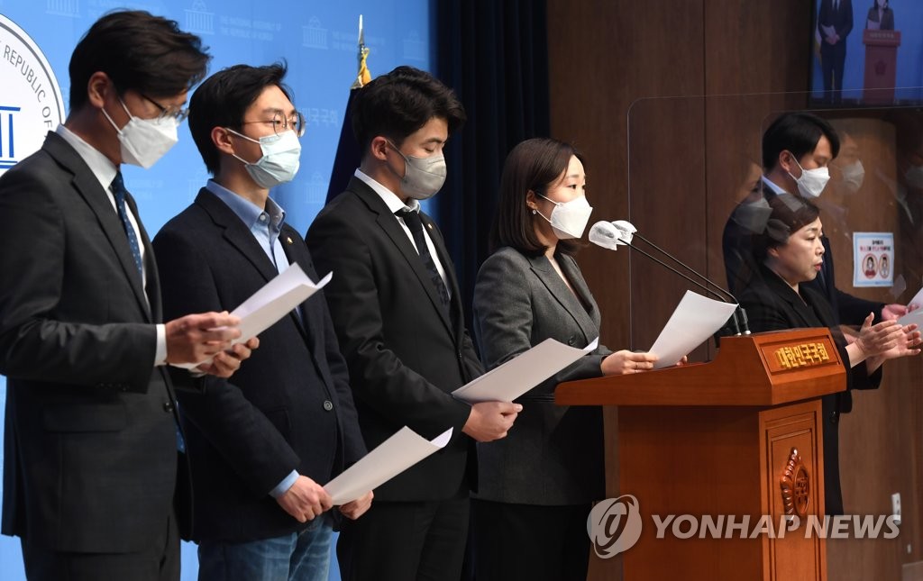 청년 정치인은 더 많은데…'이준석' 없는 與 고민