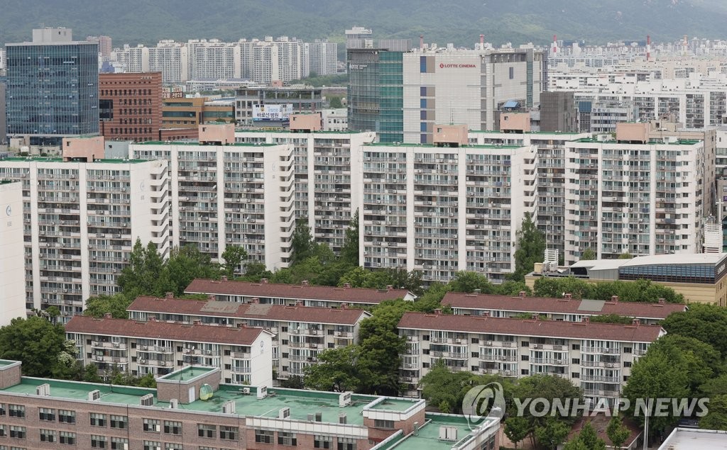 꺾이지 않는 재건축 바람…서울 아파트값 1년 반 만에 최고 상승