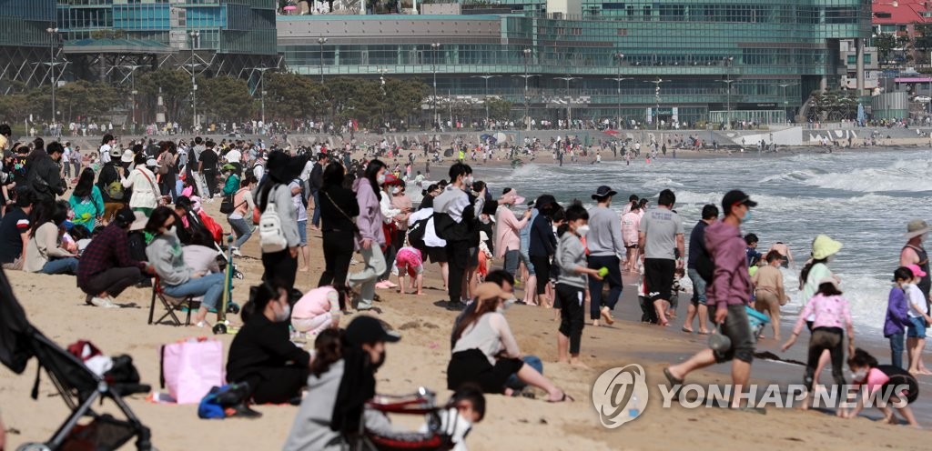 '여름 바다가 열린다' 부산 7개 공설해수욕장 내일 정식 개장