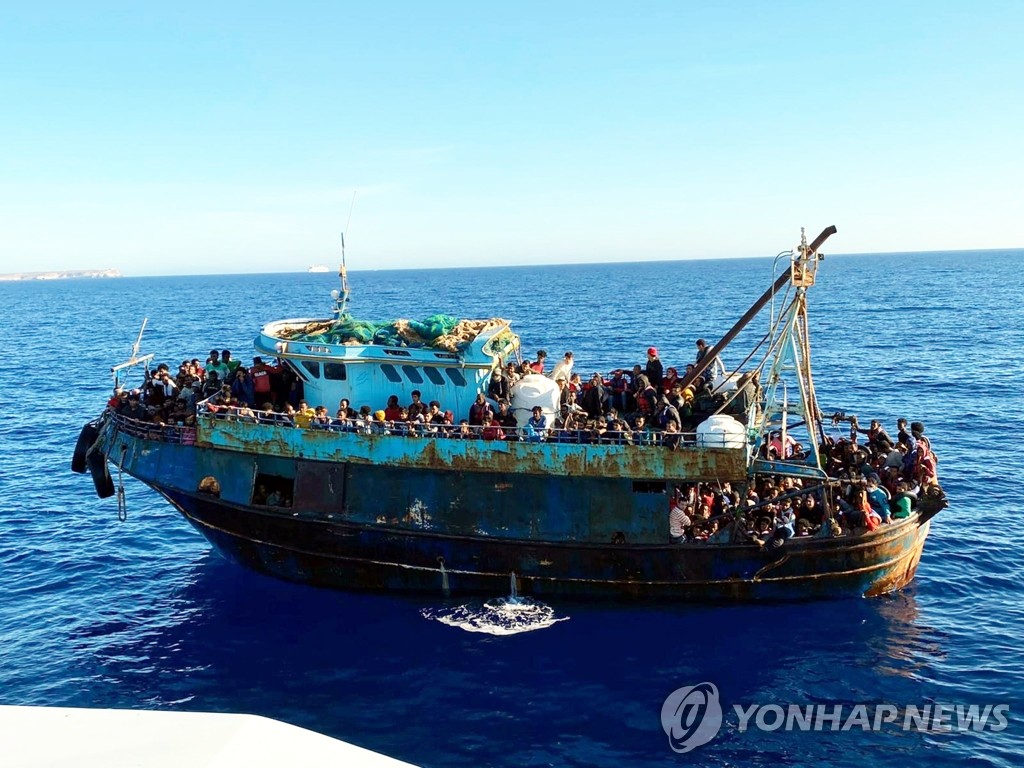 [코로나 속 난민] ② "팬데믹 이후 난민 재유입 가능성…대비책 마련해야"