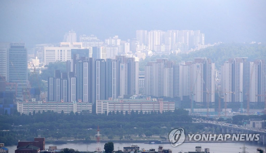 꺾이지 않는 재건축 바람…서울 아파트값 1년 반 만에 최고 상승
