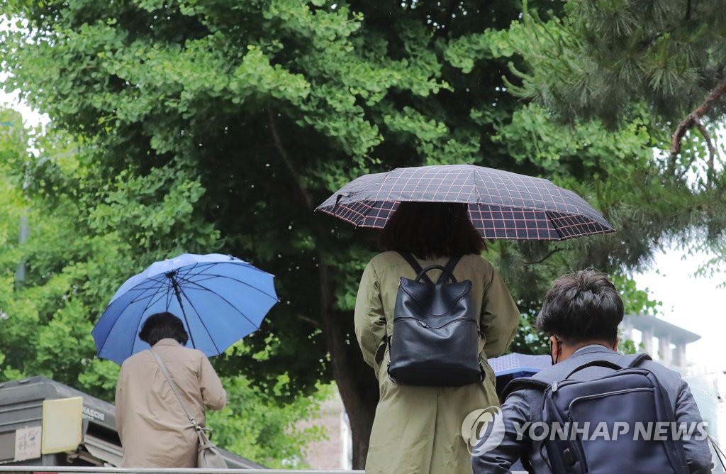 [날씨] 전국 흐리고 비…낮 최고기온 25도