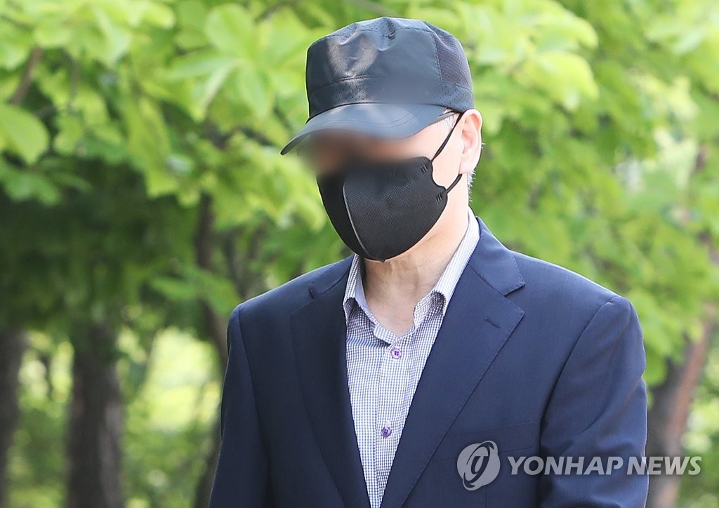 3기 신도시 대외비 정보로 투기…LH '강사장' 검찰 송치