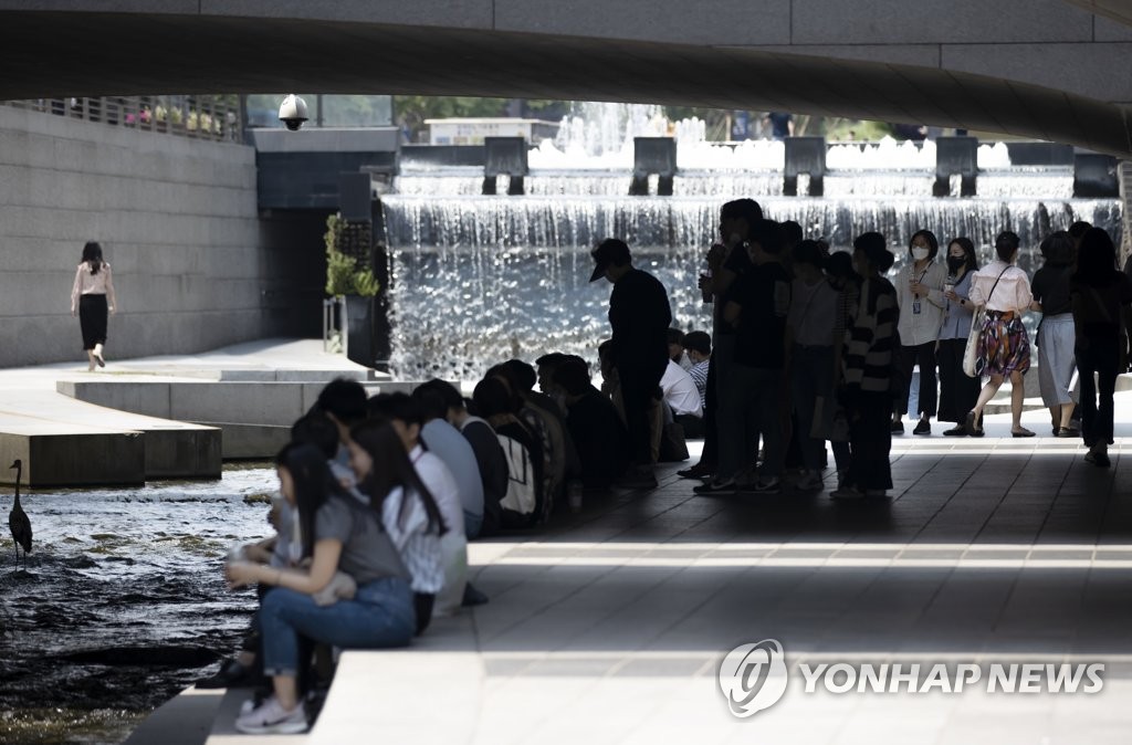 [내일날씨] 여름 더위 계속…해안·공항 안개 주의