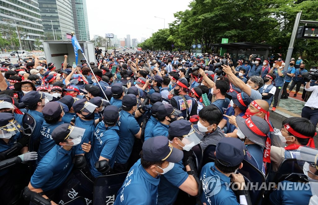 경찰 "택배노조 집회 주최자 사법처리…수사팀 편성"