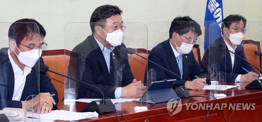 윤호중 "방송통신심의위·뉴스통신진흥회 표류…더 공백안돼"