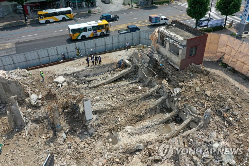 붕괴참사 철거 2개 업체가 이면계약…"부실철거 지시, 양쪽에서"