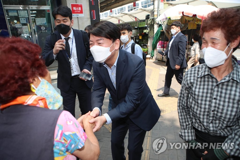 안철수 "당대당 합당 원칙, 가치 크게 만드는 통합 돼야"