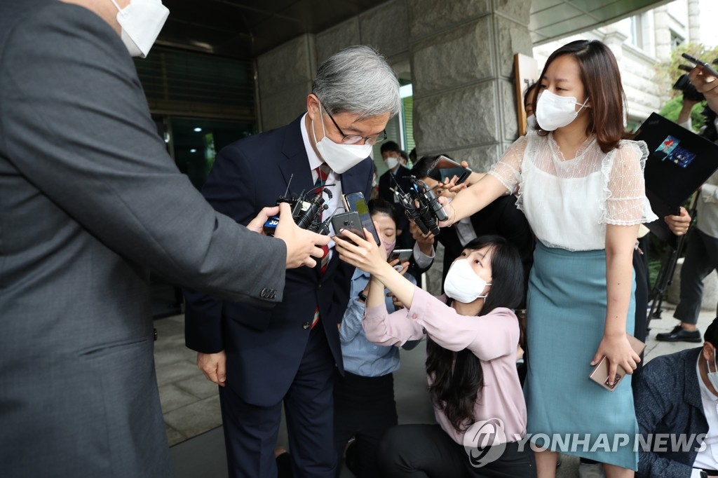 작동 시작한 최재형의 정치시계…두달 안에 '로드맵' 나온다(종합)