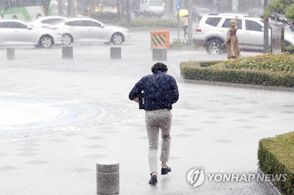 전북 남원·순창 '호우주의보'…내륙 곳곳에 소나기(종합)