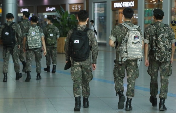 강원도 소재 육군 부대에서 군무원 간부가 병사를 폭행하는 사건이 발생했다. 사진은 기사와 무관함. /사진=연합뉴스