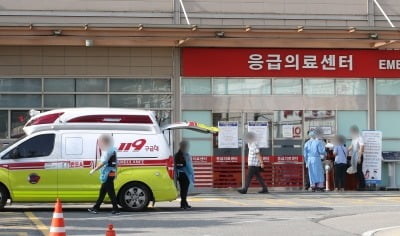 '호흡 곤란' 신고해놓고…"죽이겠다" 구급대원 폭행한 60대男