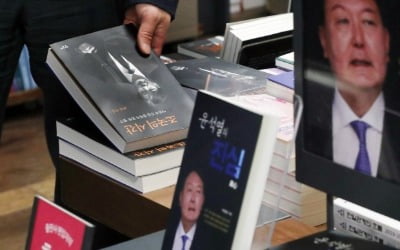 유창선 "조국, 윤석열 향해 폭탄 던졌는데 민주당에 떨어져"