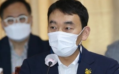 김용민 "공정 말하는 사람 공정하라는 법 없다" 윤석열 견제