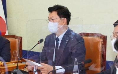 與, 대선후보경선 규정대로 하기로…9월초 선출