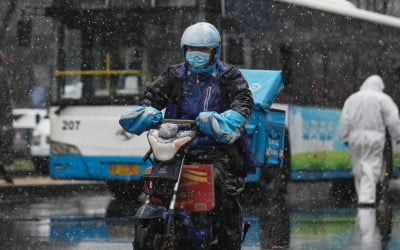 "2억명 플랫폼 노동자 보호하라"…中 유일 합법 노조 성명