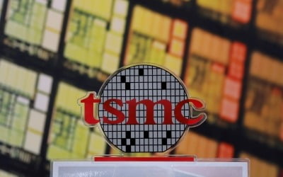 삼성전자와 격차 더 벌린 TSMC…2분기 영업익 '6조 육박'