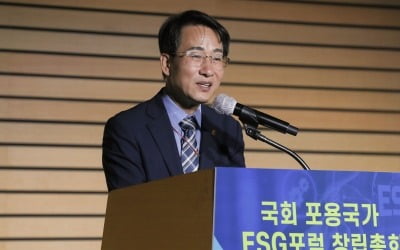 與 이원욱 "이재용 사면 싫다면 가석방이라도 하자"