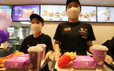 BTS 덕분에 '깜짝 실적'…맥도날드, 2분기 매출 57% 급증