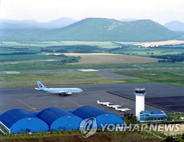 제주 2공항 대안 거론 정석비행장 인근 주민 "웬 날벼락"