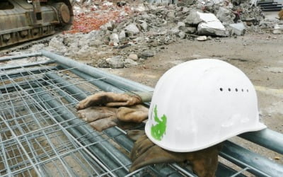 '폭염 특보' 인천 아파트 건설 현장서 50대 근로자 사망