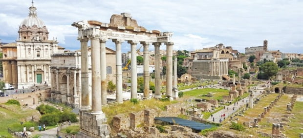 고대 로마의 중심지였던 포로 로마노 유적지. 한경DB 