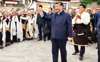 [포토] 시진핑, 주석 취임 9년 만에 첫 티베트 방문 