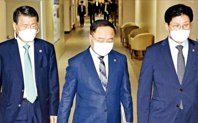 단독·빌라 다 끼워넣고 "공급 충분"…집값 뛴 건 '국민 탓'이란 정부