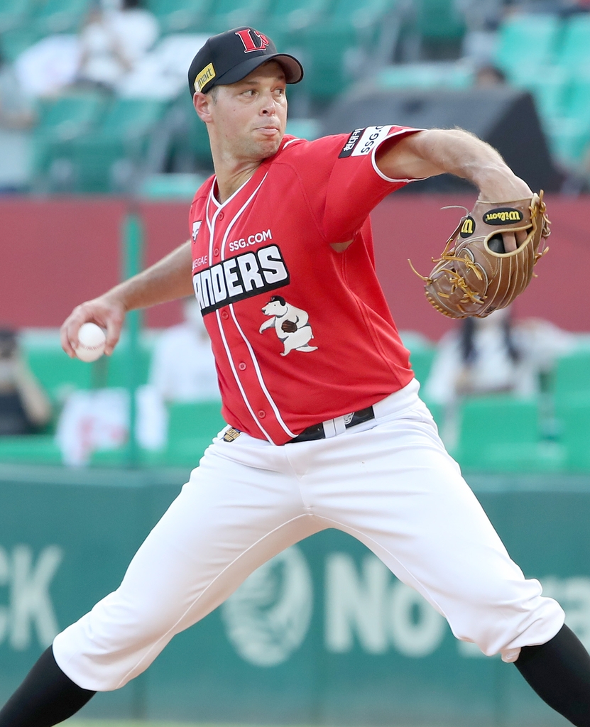 가빌리오 "MLB서 류현진·오승환과 인연…난 땅볼 유도형"