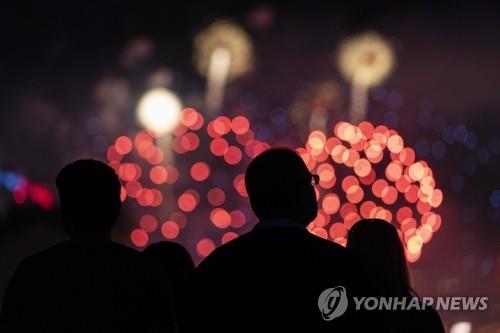 독립기념일 맞은 미국서 폭죽 폭발해 40대 남성 사망