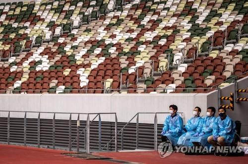 [톡톡일본] '코로나 이긴 증거' 김칫국 마시더니 '무관중 항복'